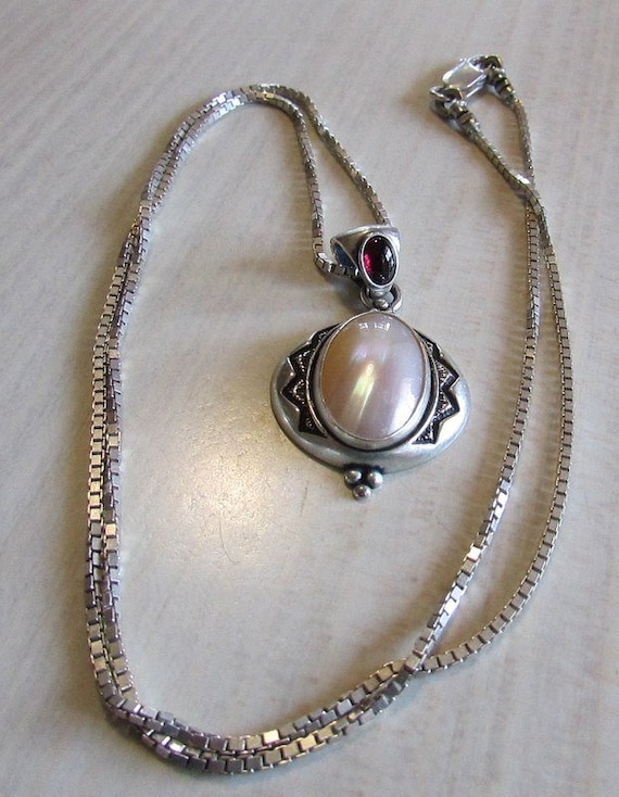 Sterling Silver Mabe Pearl and Garnet Necklace +