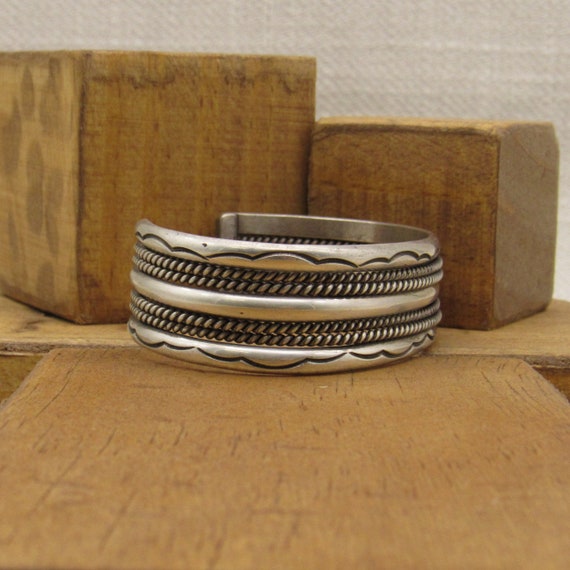 Sterling Silver Southwest Navajo Style Cuff Brace… - image 2
