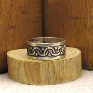 Sterling Silver Band Ring from Mexico Size 8 3/4 +