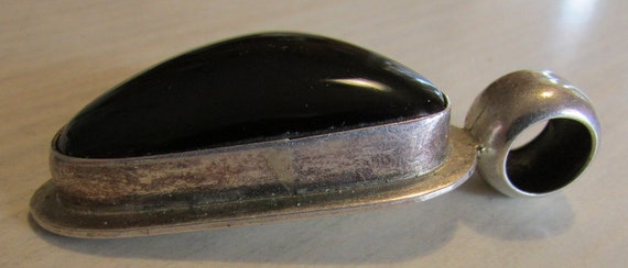 Sterling Silver and Black Onyx Asymmetrical Penda… - image 2
