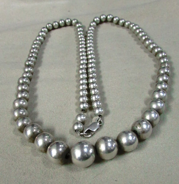 Sterling Silver Graduated Bead Necklace 25 1/4" Lo