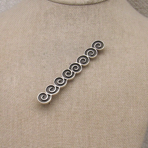 800 Silver Row of Spirals Pin +