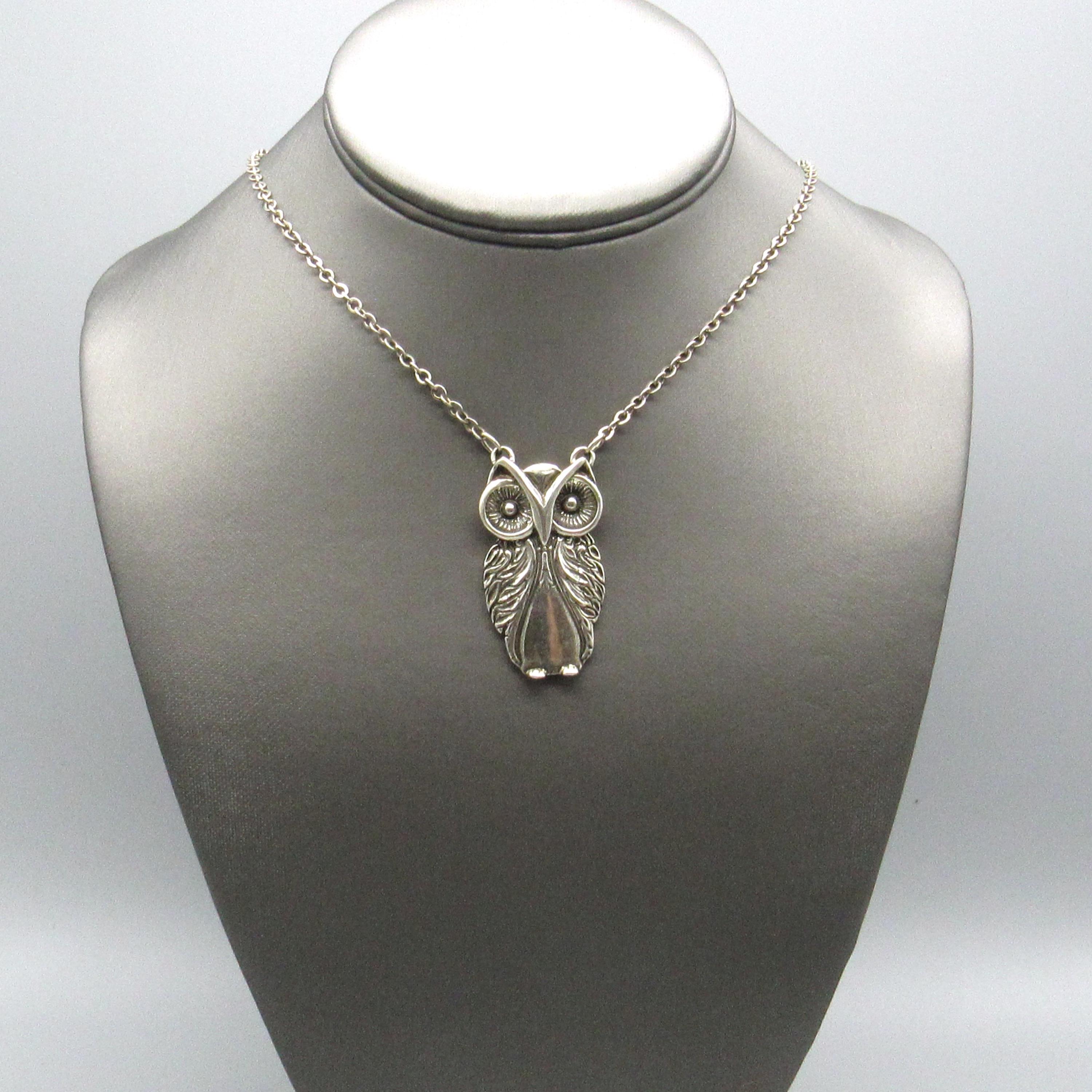 Vintage Sterling Silver Owl Pendant Necklace 20" Silver Chain
