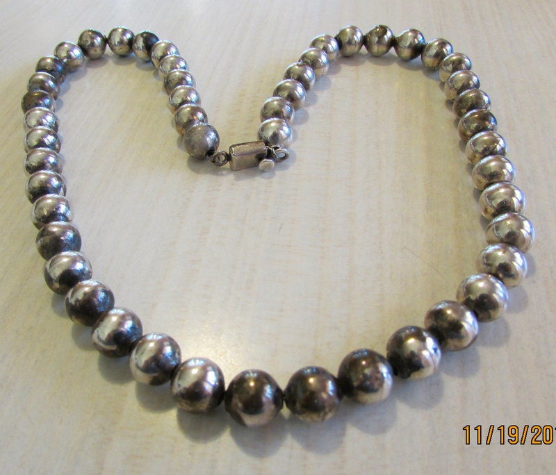 VVV☆[SET] SILVER BEADS SURGICAL RIBBON NECKLACE il_fullxfull.4608519036_hi4u.jpg