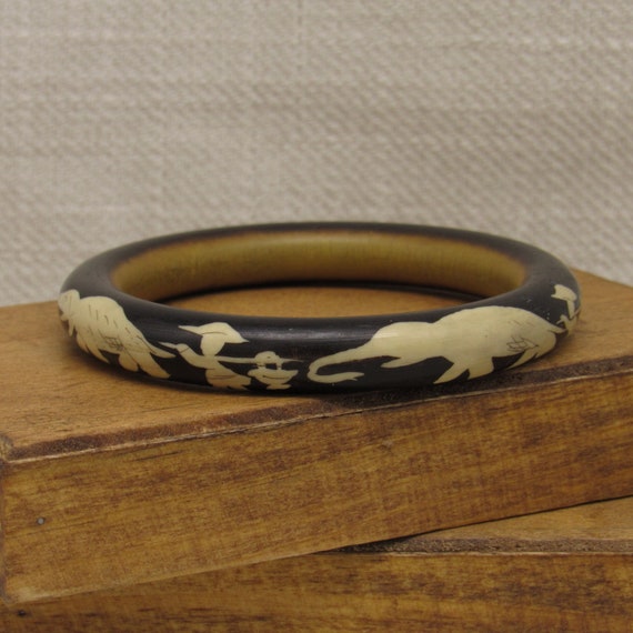 Elephant Design Bangle Bracelet + - image 3