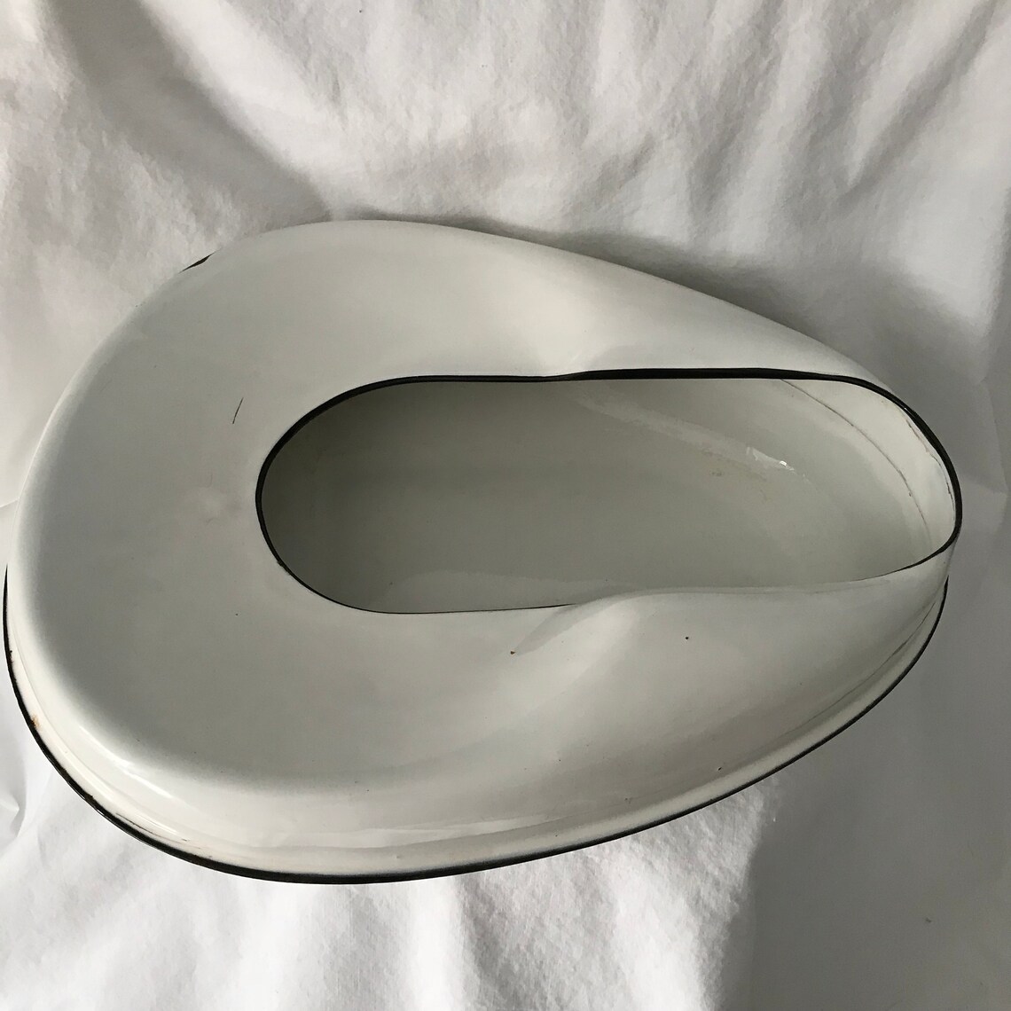Vintage Hospital Medical Enamel Bedpan Bed Pan Collectible Etsy