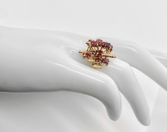 18K Yellow Gold and Ruby Ring