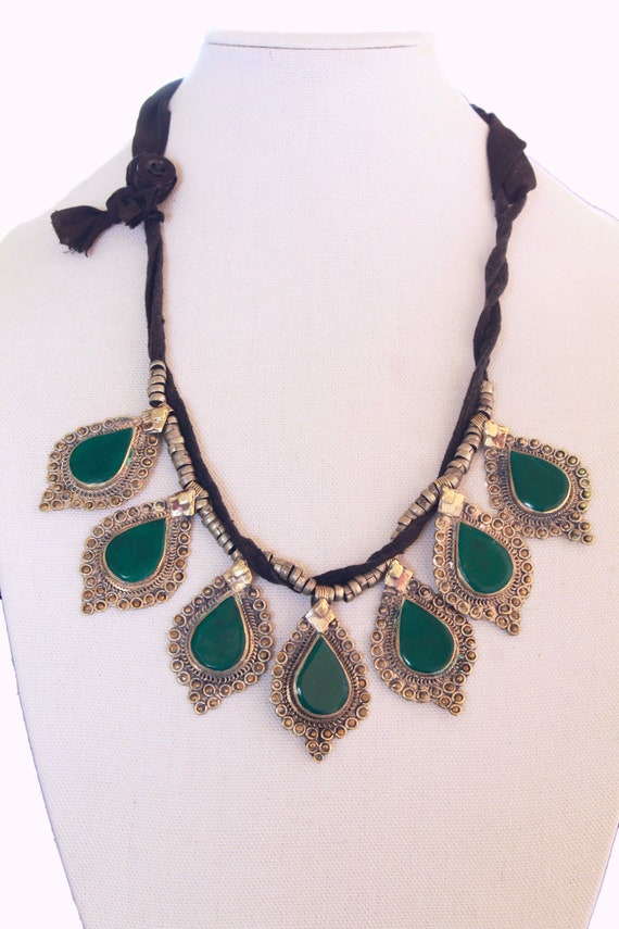 Vintage 50's Green Lucite and Silver Necklace