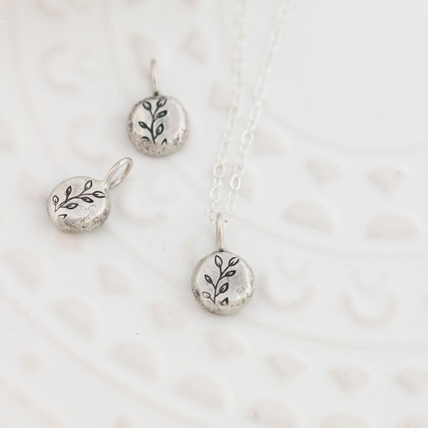 Small Leaf Vine Charm Necklace • Minimalist Floral Jewelry • Recycled Silver Jewelry • Eco-friendly Jewelry • Vine Jewelry Nature Love Gift