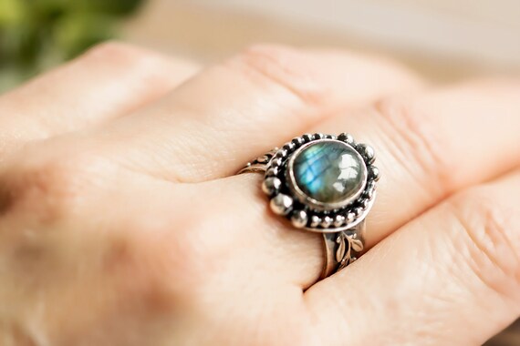 Sundance labradorite deals ring