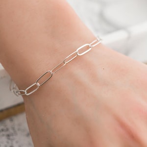Sterling Silver Paperclip Chain Bracelet • Oval Link Bracelet • 925 Sterling •. Silver Layering Bracelet • Charm Bracelet
