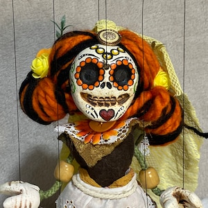 Day-of-the-Dead Señorita - Marionette Puppet