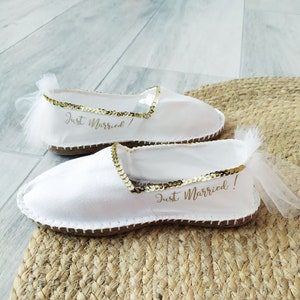 Personal wedding shoe,woman espadrille,marriage gold,wedding sandal,espadrille message,just married,sequin dore,white shoe image 2