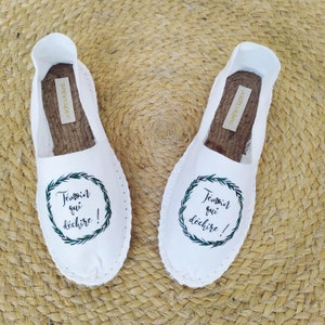 Cadeau témoin,espadrille,chaussure mariage,sneakers mariage,demoiselle dhonneur,satin,blanc,temoin qui dechire,bohême,mariage rock,boho image 3