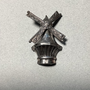 Vintage Sterling LANG signed Windmill brooch