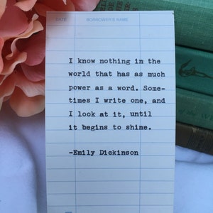 Emily Dickinson Typed Zitat - Ich weiß nichts