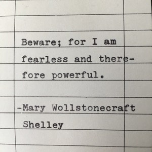 Mary Wollstonecraft Shelly Citation - Tapé à la main sur la carte de date d’échéance de la bibliothèque - Méfiez-vous