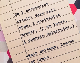 Walt Whitman-citaatkaart: vintage typemachine, met de hand getypt op kaartje met vervaldatum van de bibliotheek