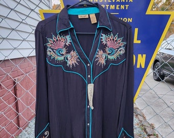 Vintage Wrangler Black Womens Rhinestone Snap Embroidered Shirt M Long Blue Pipe