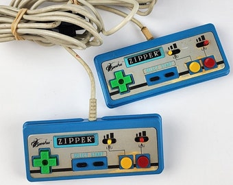 2x Nintendo NES Blue Zipper Controller Beeshu - Ambos sin probar