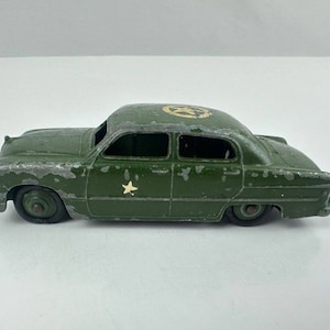 Vintage Dinky Toys DieCast Ford Sedan U.S. Army Staff Car # 170 1950&#39;s Meccano