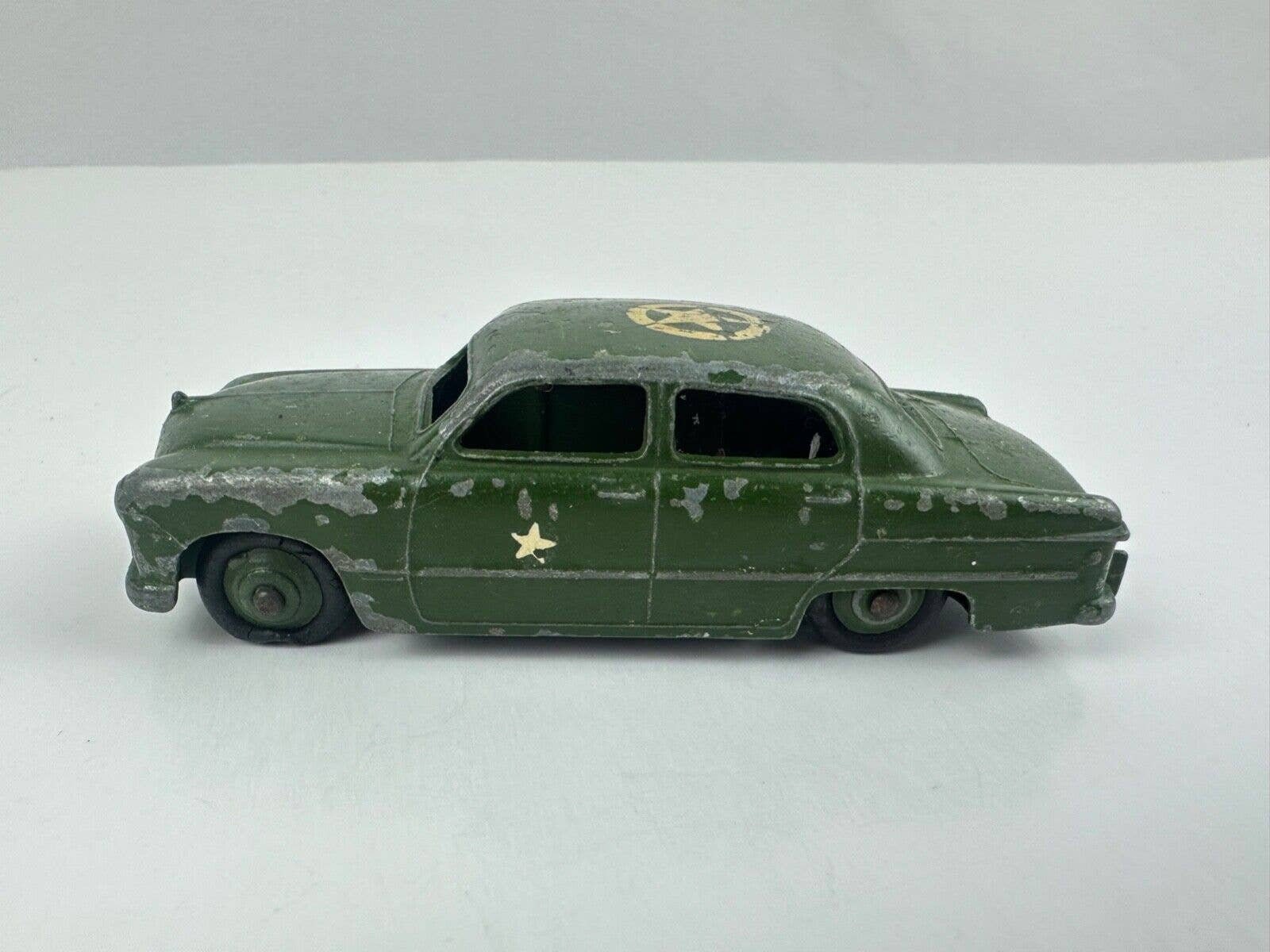 50s Dinky toys station stuff 4体セットビンテージ Dinky 1001, Station Staff Set - Free Price Guide & Review