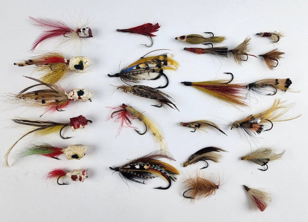 Huge Lot Vintage Fly Fishing Lures Beetle Popper Old er Etsy