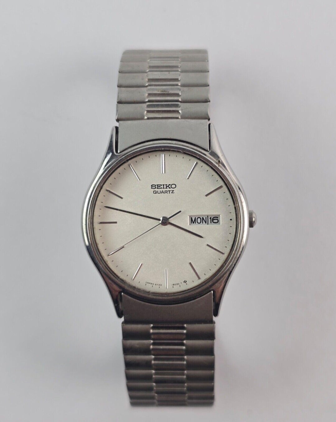 Vintage Seiko 5Y23-8030 White Dial Day Date Men's Watch W