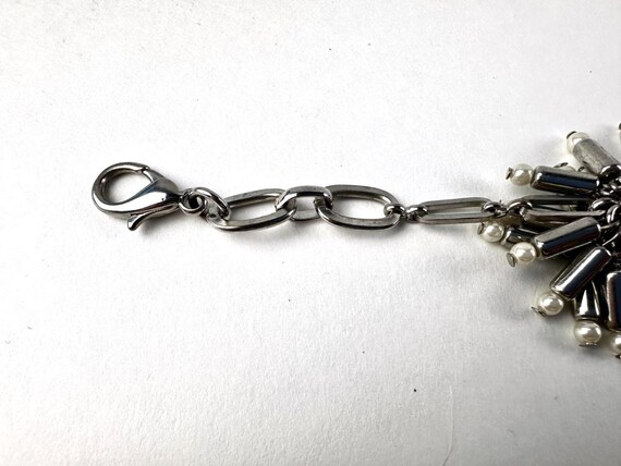 Silvertone Dangle Stick Cluster w/Simulated Pearl… - image 8