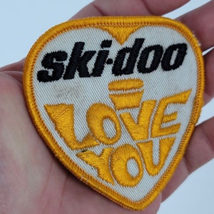 Ski-Doo I Love You 3" Patch All Over Print White/Yellow Vintage 80s Great Cond