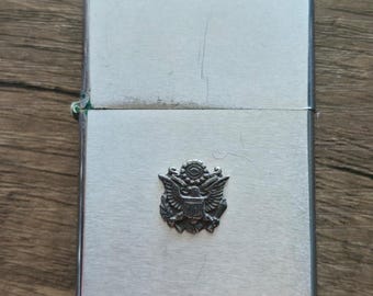 1959 Zippo Lighter United States Seal Badge w/ Green Name on back Jim Bennett