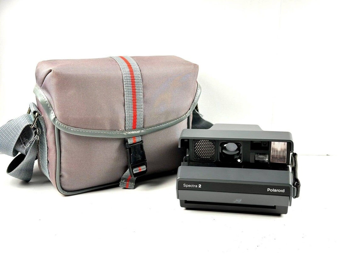 Vintage Polaroid Spectra 2 Instant Film Camera and Camera Bag UNTESTED