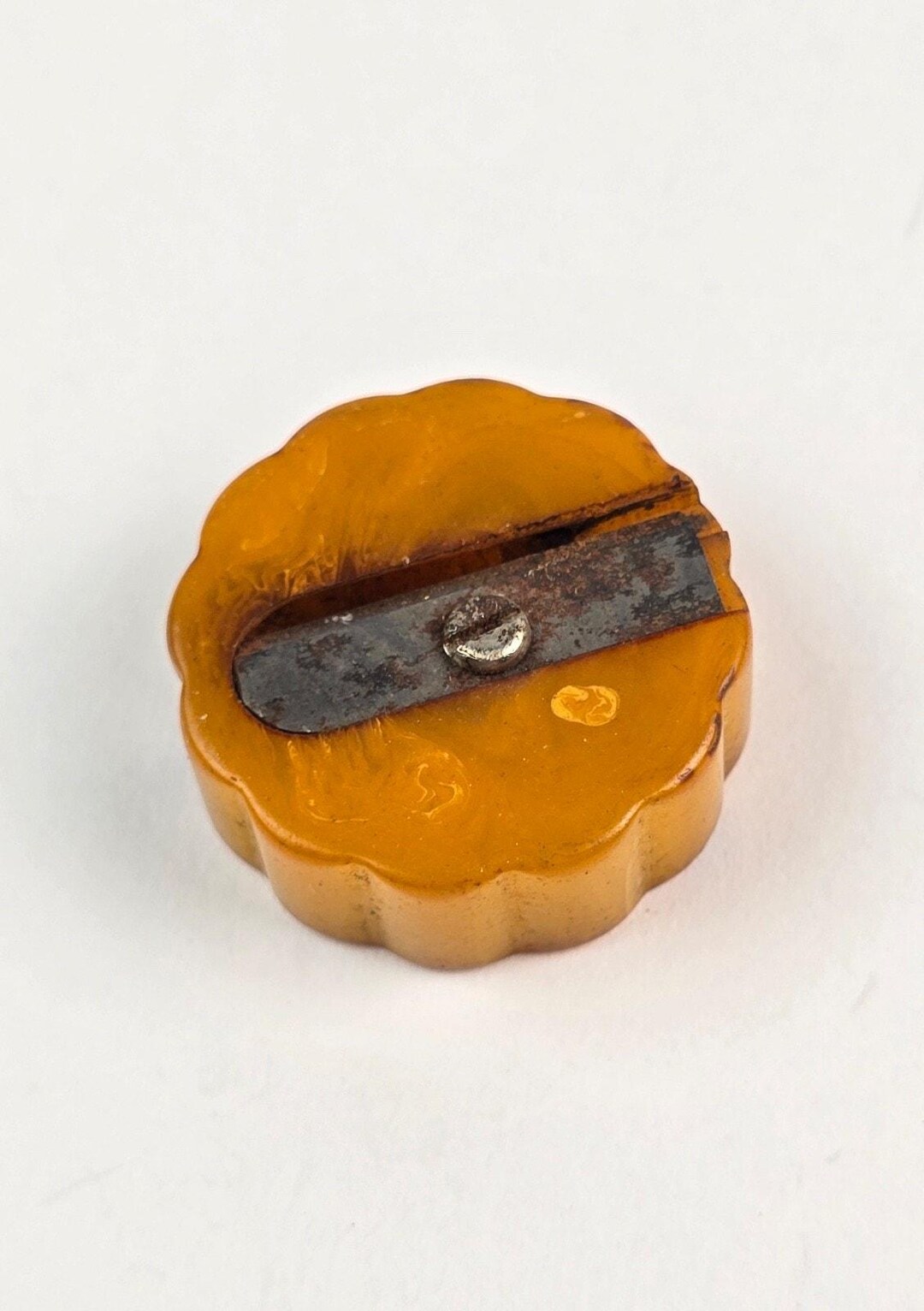 Sharpner Flower Vintage Yellow Swirl Bakelite Pencil Sharpener Flower Shaped - Etsy