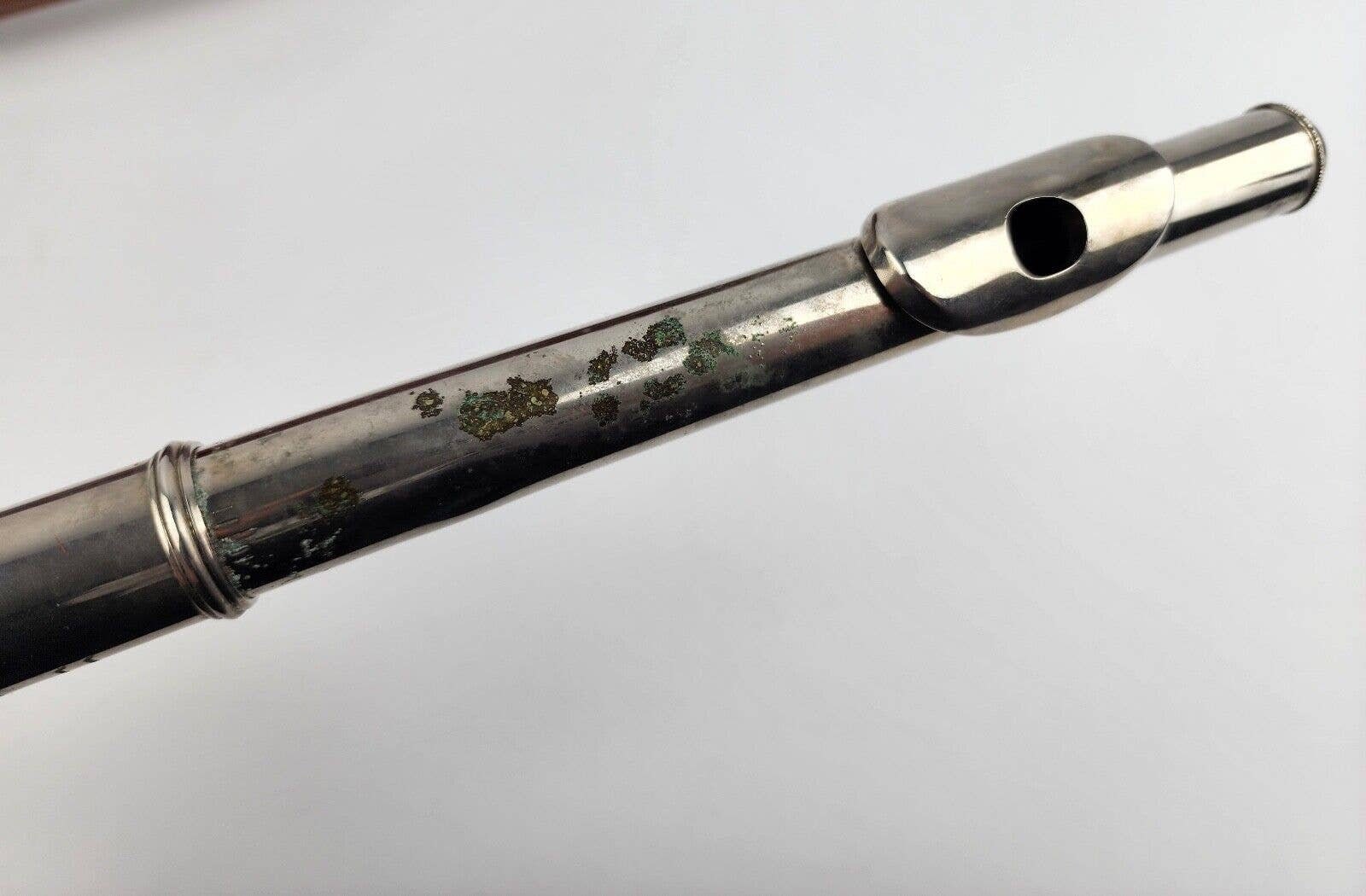 Artley 18-0 Silver Plated Flute - Made in the USA W/ Case Artley 18-0 Silver Plated Flute - Made in the USA W/ Case