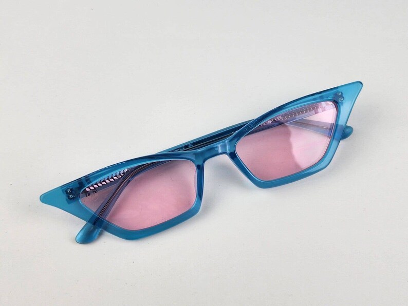 Damen Blenders Stella Sonnenbrille Katzenauge Blau w / Pink Rose Linsen & Fall Bild 2