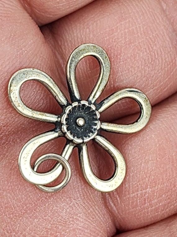 Solid 925 Sterling silver daisy flower Earring & … - image 7