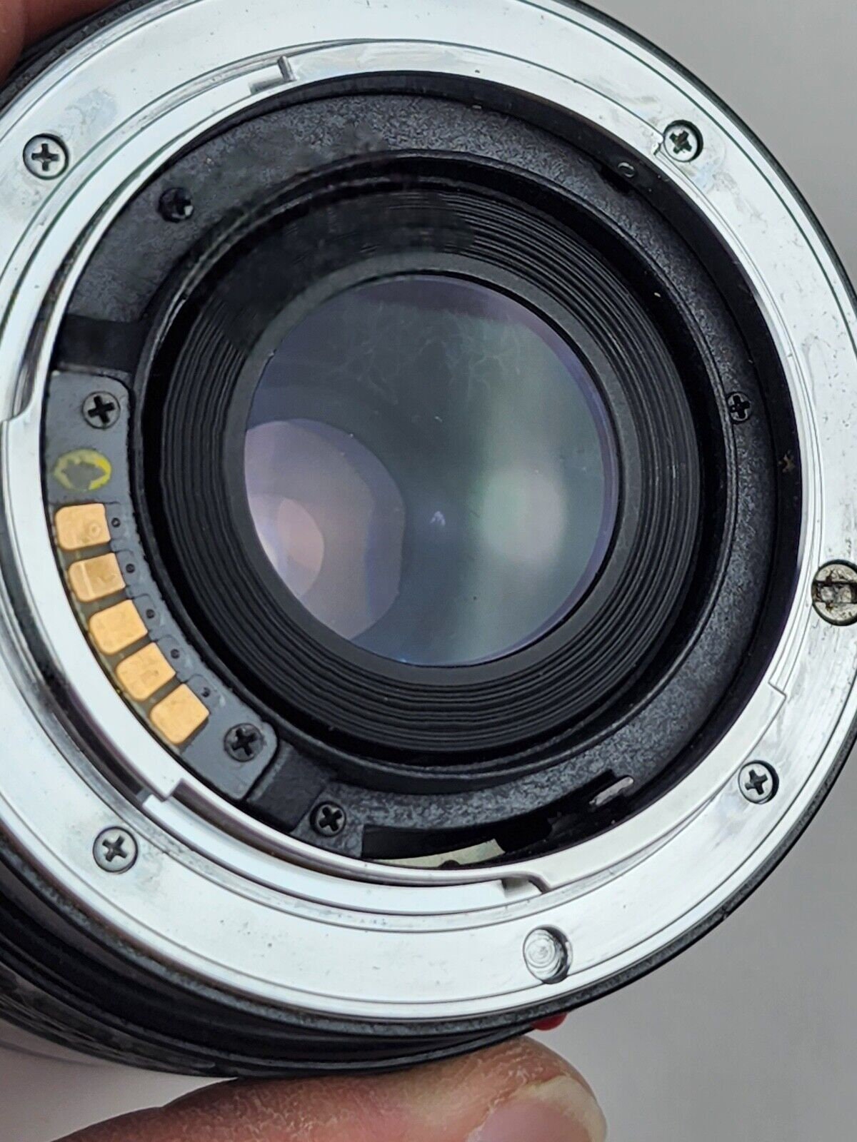 Objectif Sigma AF 28-70mm F/3.5-4.5 Pour Canon EOS – En Boîte (Pour Pièces)