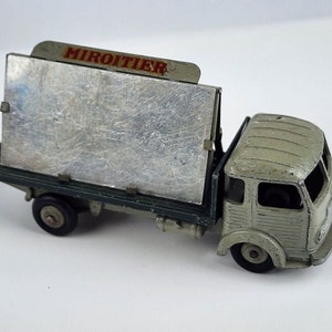 Dinky Toys N°33 SIMCA Cargo Vitrier Saint-Gobain - Échelle 1:43, Occasion
