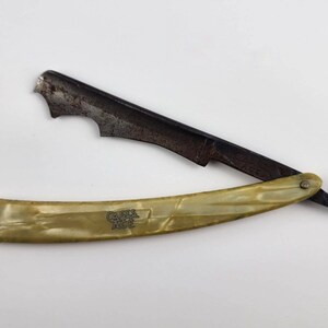 Vintage Case Brand Case's Ace Straight Razor, Chipped Blade Clean ...