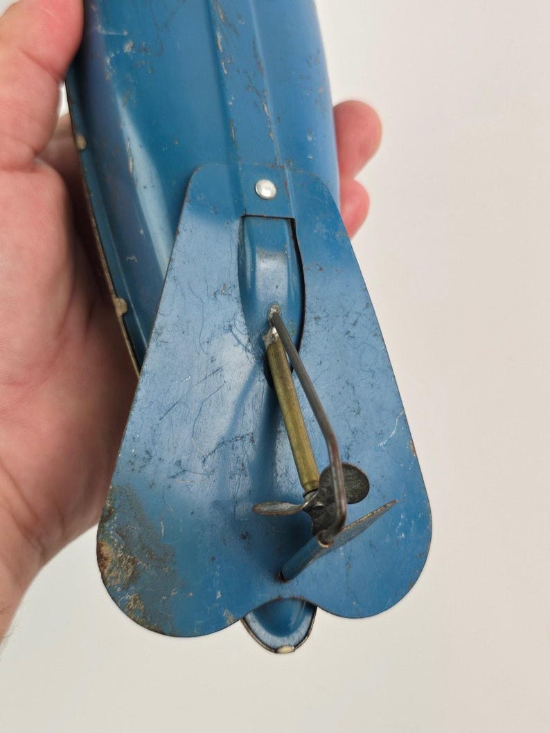 Submarino vintage Wolverine Toys, hojalata, litografía, llave de cuerda, accesorio de trabajo, azul imagen 10