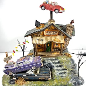 Departamento 56 “Autos usados de Rusty” Casa iluminada del concesionario Halloween Village #808965
