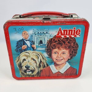 1981 Little Orphan Annie Boîte à lunch en métal Assez bon état -Pas de Thermos