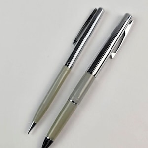 Sheaffer Stylist Fountain Pen And Pencil Set, Medium Nib Gray Color