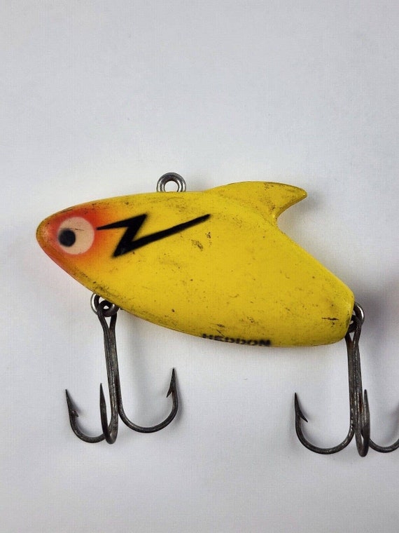 Vintage Lot of 2 Heddon Super Sonic White Yellow Red Crappie Fishing Lures  1950s -  Canada