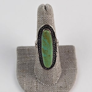 Navajo Sterling Silver Green Turquoise Elongated Oval Gemstone Size 7 unsigned