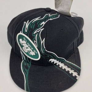 NFL New York Jets Fitted Hat 7.5 Flaming Football embroidered New old stock