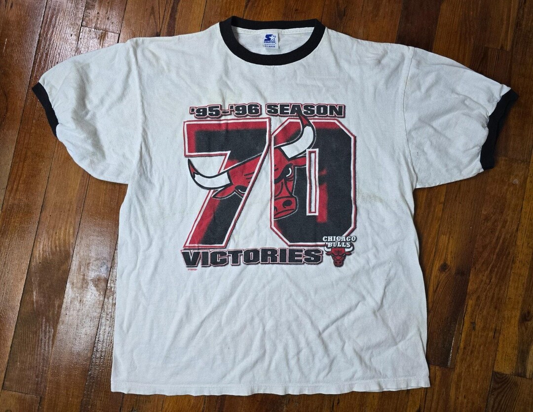 スターター 1996 シカゴ・ブルズ メンズ リンガー Tシャツ