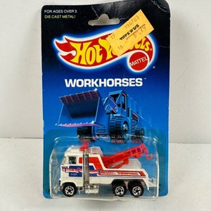 Vintage 1986 Mattel Hot Wheels WorkHorses RIG WRECKER DieCast #3916 Scale 1/64