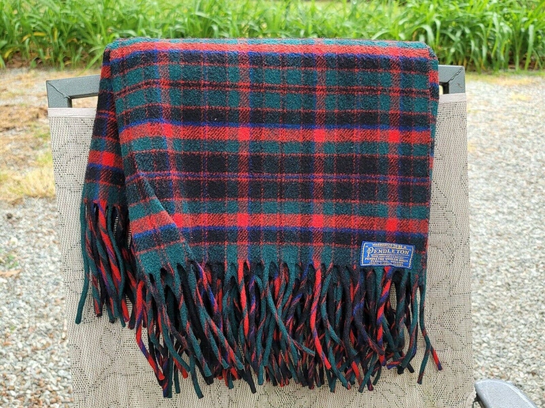 Vintage Pendleton Robe in a Bag Stadium Wool Blanket Red Green Plaid W