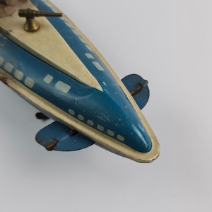 Submarino vintage Wolverine Toys, hojalata, litografía, llave de cuerda, accesorio de trabajo, azul imagen 8